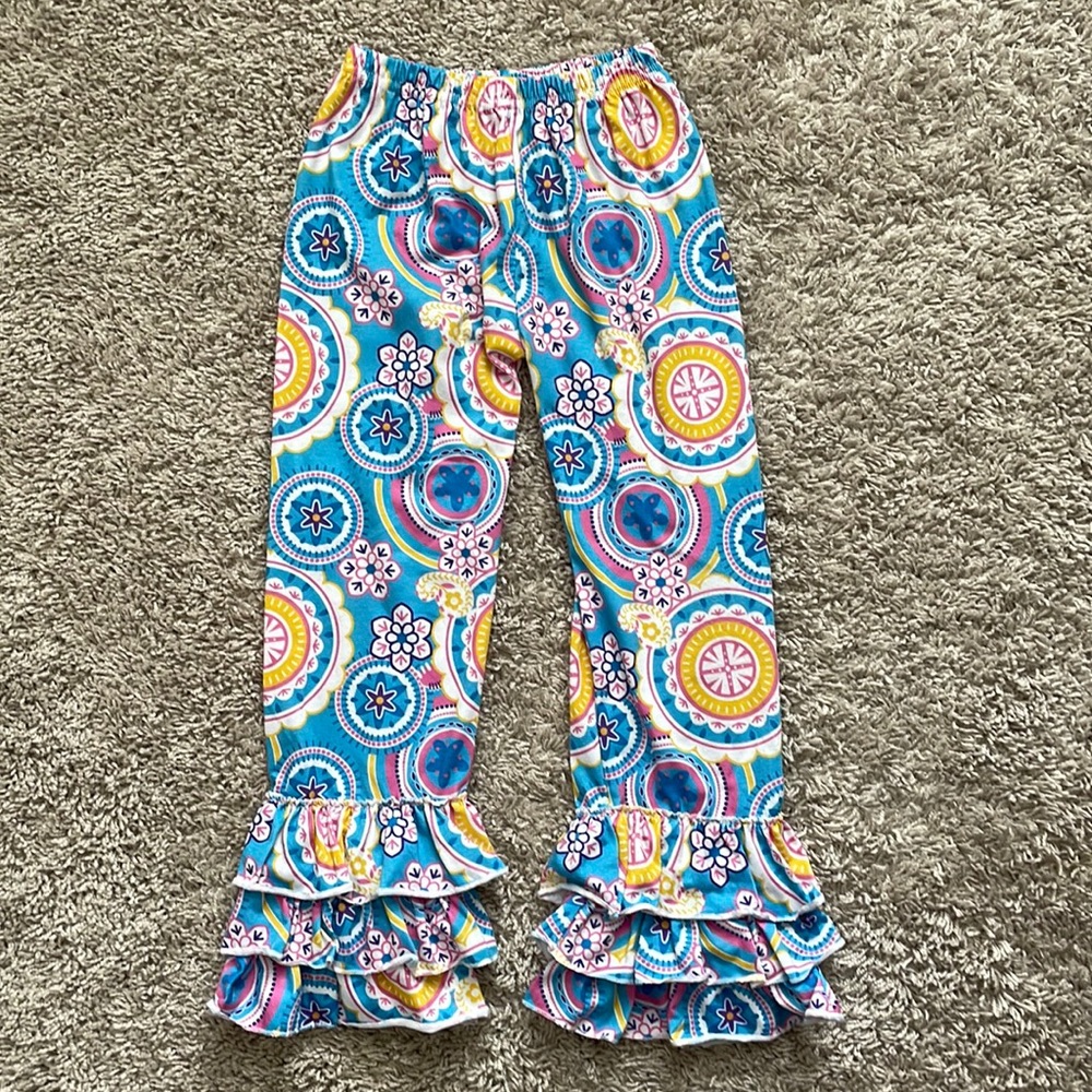 👶🏻5/$12👶🏻 girls ruffle pants